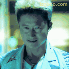 吴京挑眉 smirk表情