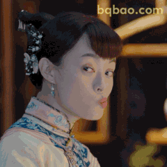 孙俪嘟嘴俏皮表情