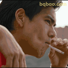 彭于晏叼烟侧脸杀
