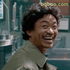 王宝强咧嘴大笑