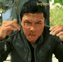 甄子丹受伤怒吼表情