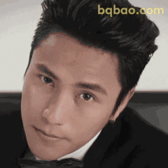 陈坤挑眉邪魅一笑