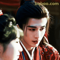 古装男主深情凝视